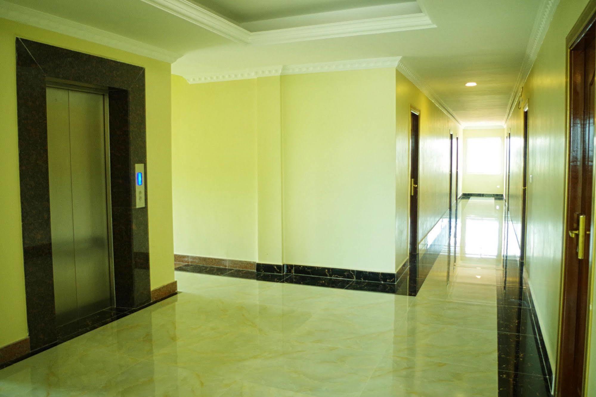 Golden Star Inn Preăh Sihanŭk Zewnętrze zdjęcie